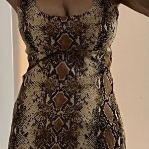 Diane v Furstenberg Size 4 Dress